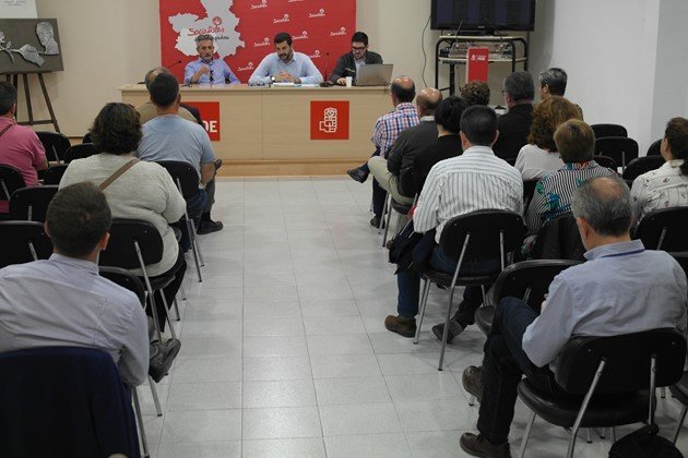 Reunión informativa PSOE Valdepeñas (Copiar)