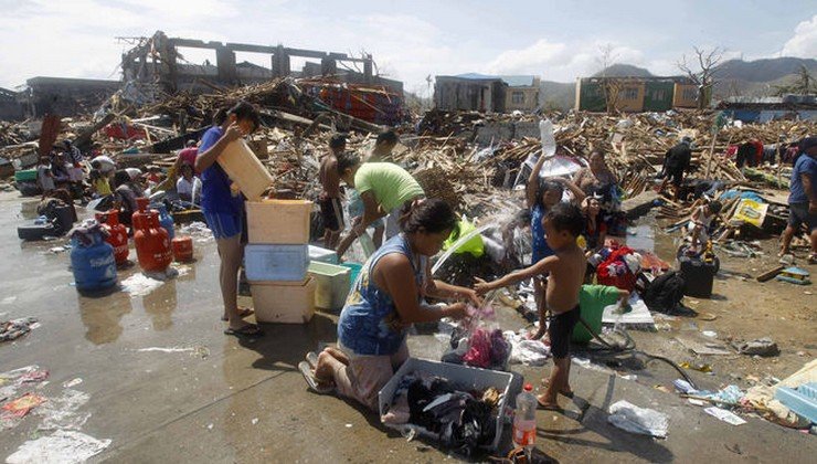Haiyan-tifon_Haiyan_Filipinas-provincia_de_Leyte-Vietman-Elmer_Soria_MDSVID20131110_0035_3 (Copiar)