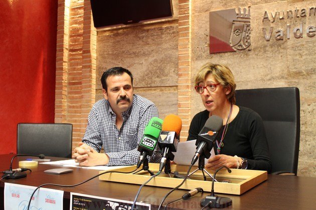 Gregorio Herreros y María José Ruiz en rueda de prensa