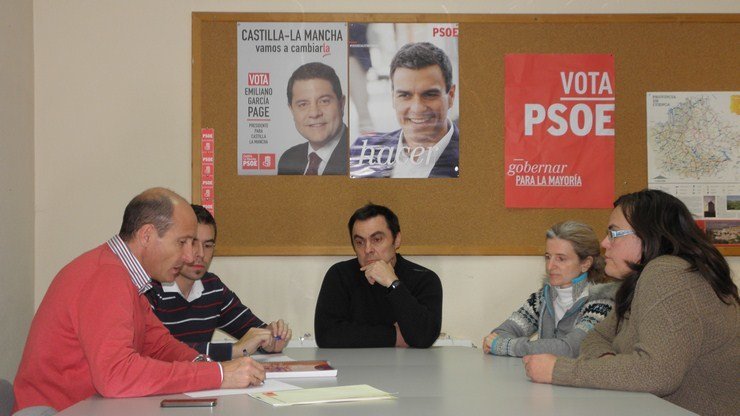 PSOE reunión Plataforma contra el ATC (Copiar)