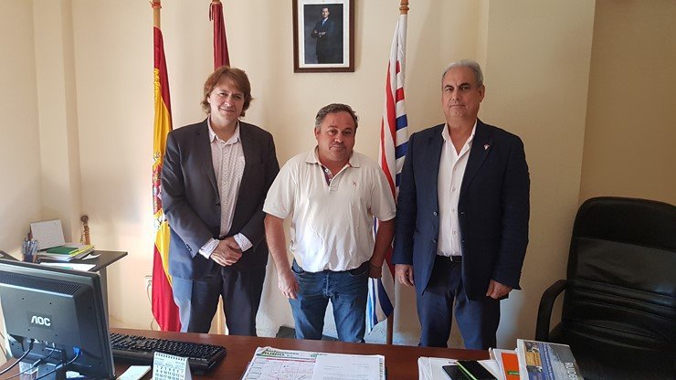 Reunión Agustín Espinosa con alcalde de Ruidera (Copiar)